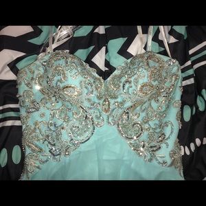 Tony Bowls size 12 prom dress